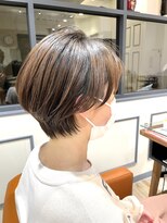 ネオリーブエム(Neolive em;)&nbsp;耳掛けすっきりショート　似合わせカット