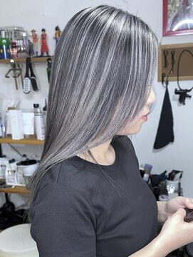 ブレイズヘアー(BLAZEhair) 【細めハイライト】ホワイトバレイヤージュ×ブリーチ2回