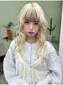 ホワイトブロンド/似合わせカット/ブリーチ/ダブルカラー/梅田