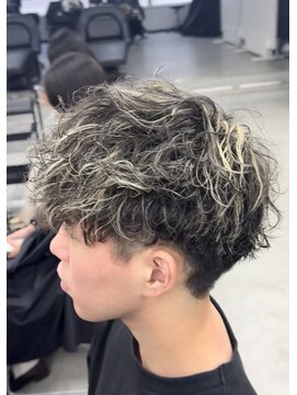 ブラック 渋谷 2nd(BLUCK) ハイライトスペインカール外国人風パーマ