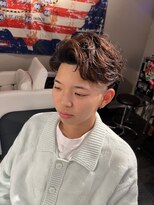 サンアンドマーリィズバーバー 駅前店(SON&MARLEY'S BAR BER)&nbsp;ナチュラルパーマ　テーパーフェード　緩めなパーマ