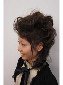 美容室イーナ(e na) リーゼントサイドアップ