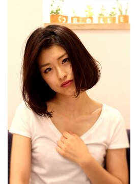 コロール (COROLLE) ノーバング・前下がりワンレンボブ