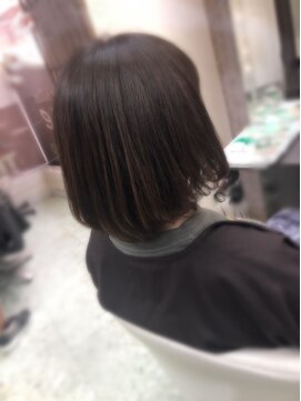 ヘアーサロン ティアレ(hair salon Tiare) 艶髪トリートメントダークブラウン透明感ナチュラルボブスタイル