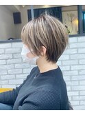 mag佐藤聖ことりベージュクールショートコンマヘア