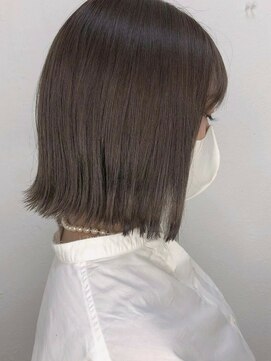 カルテット(Quartetto) 切りっぱなし/ハイライト/ケアブリーチ/白髪染め[八王子駅]