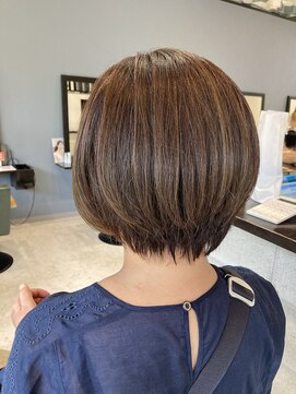 レナータ ヘア(Renata hair) ショートボブ