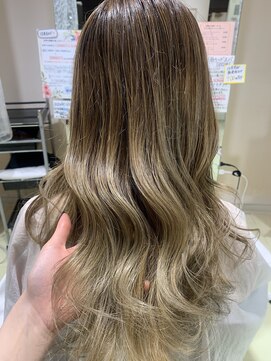 アズールサン 草加西口店(azule-sun) バレイヤージュ,透明ベージュ,グレージュカラー【草加】