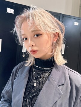 モニカ 栄店(MONIQA) ホワイトブロンド×ブラウン