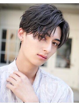 オーシャントーキョー 心斎橋(OCEAN TOKYO WEST) 韓国ヘアニュアンスパーマカルマセンターパートコンマヘアウルフ