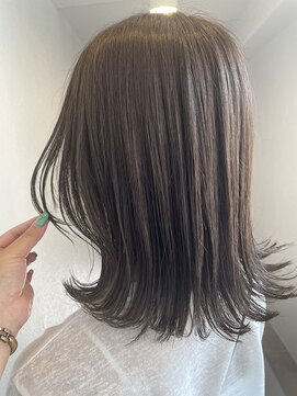 モク(mok) 寒色ベージュカラー