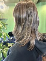 ハチ(.hachi)&nbsp;白髪染め(ハイライト)