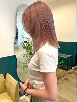 ヘアーブレイス(hair brace)の写真/艶やかなカラーで色落ちまで美しく。ブリーチのプロが贈るあなた専用の艶カラーで理想の仕上がりへ♪[千葉]