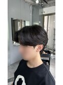 ナチュラルなセンターパート/ダウンパーマ