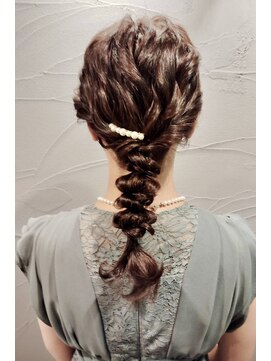 サンジュウナナドシー 大宮東口店(37.0℃) ゆるふわ編みおろし