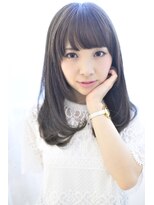 リタ(Lita)&nbsp;Licca 鎖骨ミディアム軽めワンカール　おろし流し前髪
