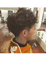 フラワーズビィーオーディー(FLOWERS BOD)&nbsp;お洒落！！カットパーマで惹かれる男性に☆