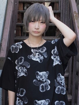 ネフ(NeF) アイスグレージュにショートボブ☆