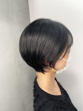 リーオオサカ(Lee Osaka) 【Lee大阪店】大人可愛い♪耳掛けショート/新出奈津樹