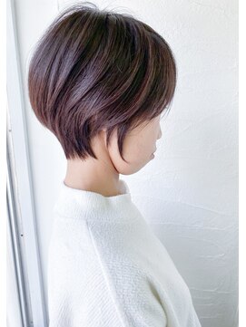 ムーンジェジェ(moon jeje) カットで似合わせ自在♪大人丸みショートボブby柴立吉之助