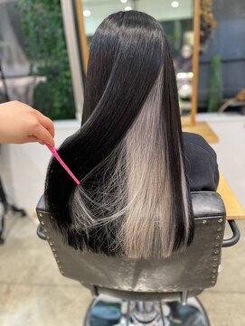 コニ(Coni) 【和田寧々】ホワイトインナーカラー