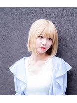 チェリッシュ(Cherish)&nbsp;外国人風ハイトーンプラチナブロンドショートボブ丸みボブ