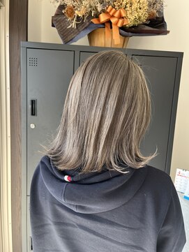 モエバイアリア(Moe by aria) やっぱりカワイイ！グレージュカラー