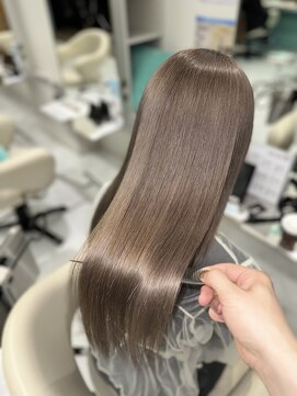 リーホリエ(Lee Horie) 【Gyo】髪質改善×ミルクティーベージュ