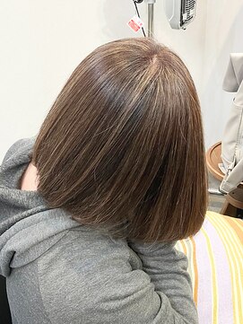 アイノ(AINO.) 切りっぱなしボブ×ミックスカラー[茅ヶ崎/茅ヶ崎駅/湘南]