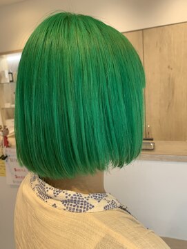 ルルバイアズール 草加店(LULU by azule) ダブルカラー，グリーン，エメラルドグリーン【草加】