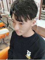 ピアス&nbsp;ツーブロック