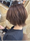 ショートボブ