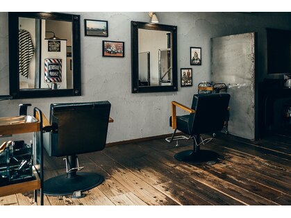 バロネットバリー(Baronet Barrie)の写真