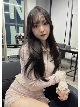 ペヴァ バイ シエンゴールド(PEVA by CIEN gold) レイヤーカット/顔周りカット/韓国ヘア#浜松駅#カラー#ブリーチ