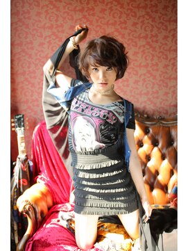 エルベスアクト(ELVESACT) カールボブ