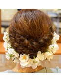 【ノーブル】フラワーアーチ×編み込みスタイル