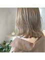 デュオ(DUO) 繊細なハイライトを重ねて作るcream beige