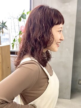 テトヘアー(teto hair) ミディアムウェーブパーマ　くるくるくせ毛風ニュアンス　ピンク