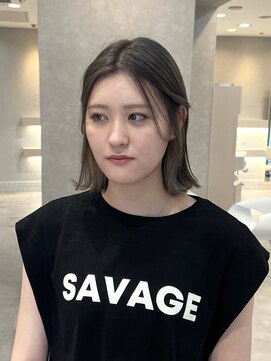 ヴィサージュアクト(VISAGE a.c.t) 切りっぱなしボブ×インナーカラー