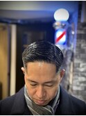 七三分け　サイドパート　スキンフェード　ビジネスヘア　田町