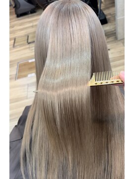 ティンク 横浜(Tink) 髪質改善ブリーチ ホワイトベージュミルクティー/Tink横浜Fuku