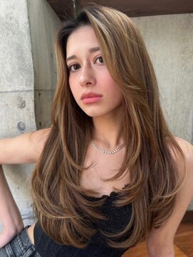 ヨロ 渋谷(YOLO) 韓国ヘアーハッシュカットレイヤーカットハイライトカラー