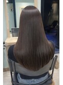 メテオカラーでつくる艶グレー×まとまるロング