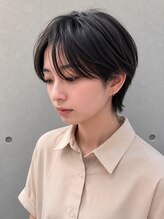 テラ(terra) 小顔見せ前髪×黒髪ハンサムショート/20代30代40代