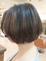 パース(PARS)&nbsp;外国人風ハイライト×ナチュラルボブ《PARS 内山祐志》