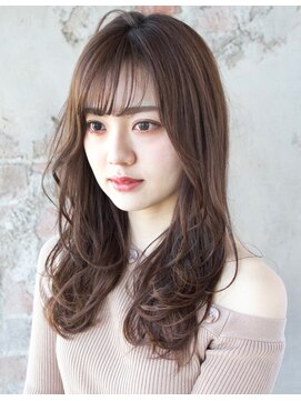 アフロート ルヴア(AFLOAT RUVUA) AFLOAT RUVUA新宿京佳『レイヤーカットでふわっと巻きスタイル』