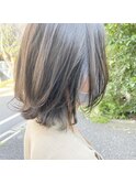 カーキグレージュx外ハネボブ