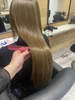 エイト 福岡天神店(EIGHT fukuoka)&nbsp;カーキベージュカラー