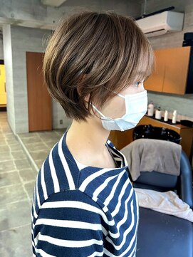 バーチョ(bacio) 20代30代40代◎小顔骨格矯正ショート【麻生/札幌ショート/白髪】