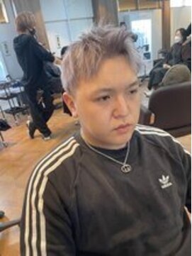 ライズ バイ レボ(RISE by REVO) 束感ショート/ツーブロックマッシュ/ハイライト/波巻き/我孫子